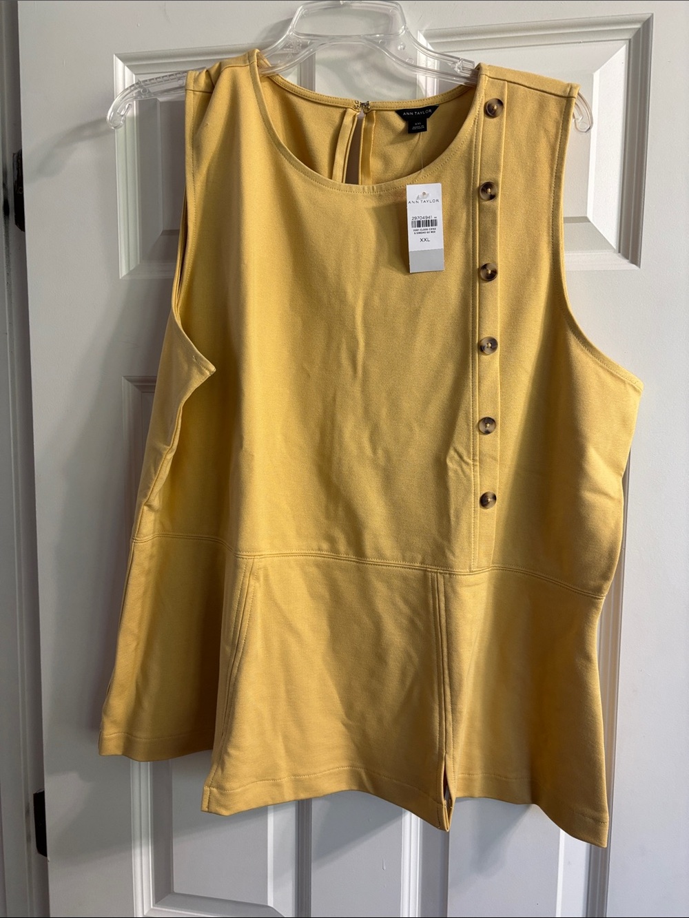 Ann Taylor Yellow Sleeveless Button-Trim Blouse XXL